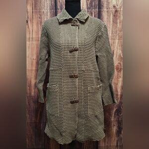 Focus Casual Life Textured Button Up Sweater. Size Medium